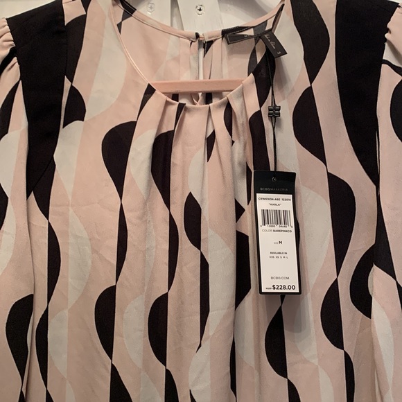 ⭐️🔥BCBG- MAXAZARIA Dress. Size M🔥⭐️ - Picture 5 of 6